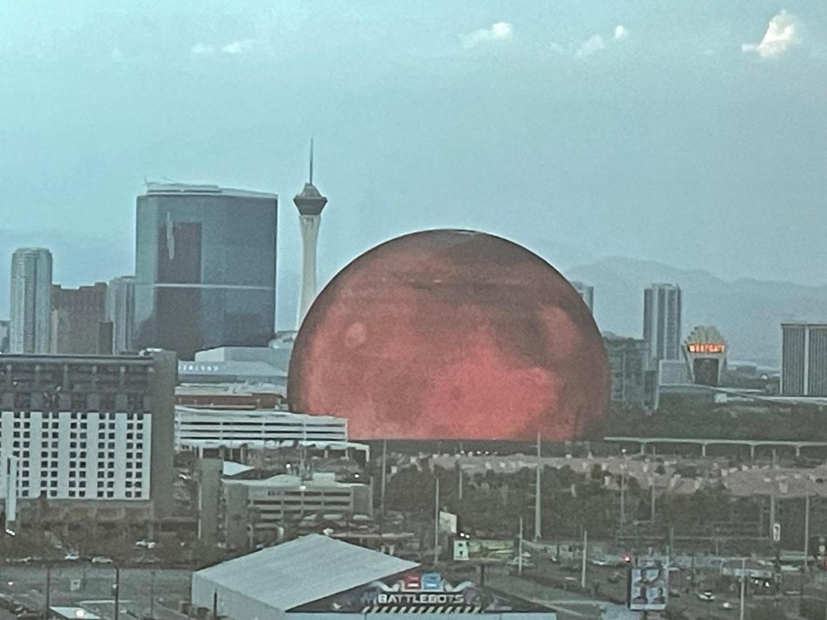 Signature Mgm Suite With Strip And Sphere View Las Vegas Esterno foto